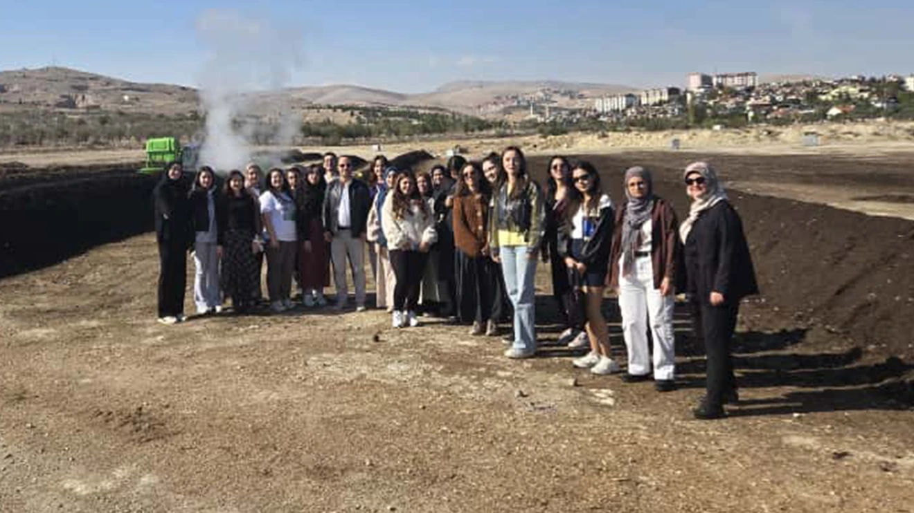 Selçuk Üniversitesinde ‘Doğadan Gelen Elma, Doğaya Dönen Elma’ Etkinliği